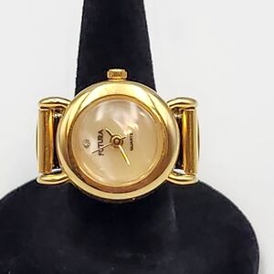 Vintage Gold Tone Women's Ring Watch Quartz Signed Futura